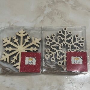 Wooden Snowflake Ornaments - Cream and Brown